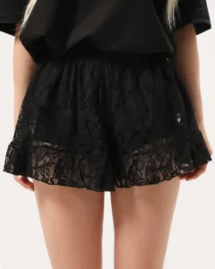 Schwarze Spitzenshorts mit Blumenmuster