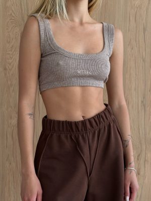 Geripptes Top in Cappuccino-Farbe