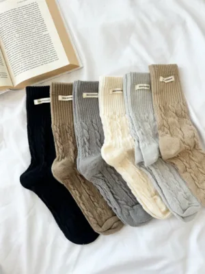 Einfarbige Wollsocken
