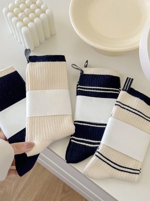 Socken-Set mit blauen Streifen