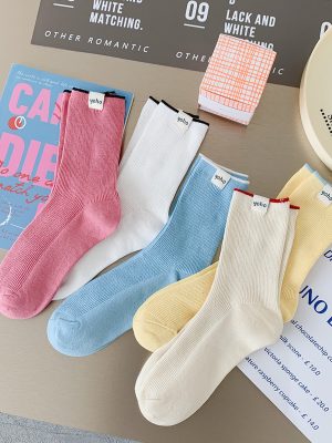 Set aus bunten Damensocken