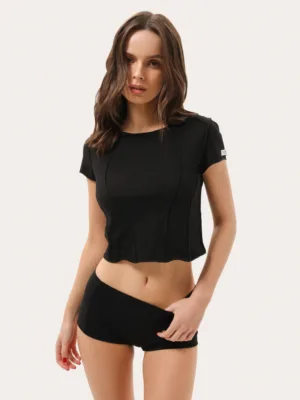 Schwarzes Slim-T-Shirt mit Ziernähten