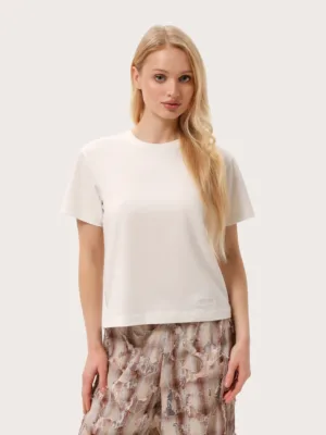 Klassisches Baumwoll-T-Shirt in milchiger Farbe