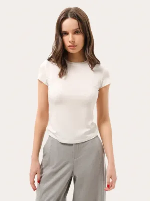 Milchiges halbtransparentes Slim-T-Shirt