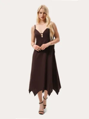 Braunes Leinenkleid in Midi-Länge