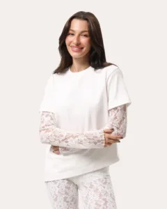 Oversize-Longsleeve mit Spitzenärmeln und asymmetrischem Saum – Milchweiß